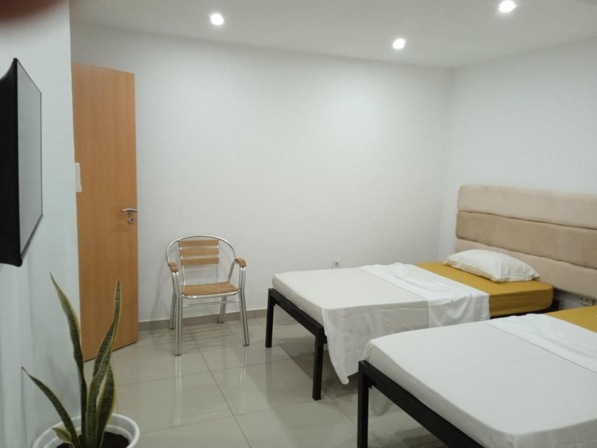 Pull Up Albergue Praia Exterior foto